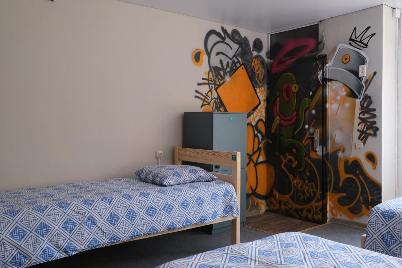 Wanderlust Hostel Riverside Alma-Ata Buitenkant foto